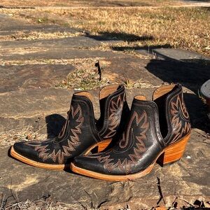 Ariat Black and Brown Ankle Boots